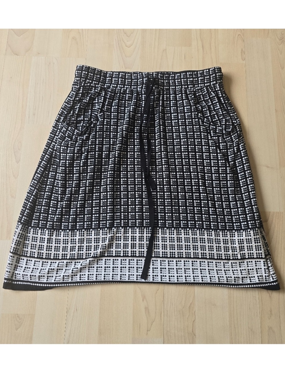 Max Studio Skirt with Pockets Drawstring Waist